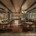 Khách Sạn Mai House Sài Gòn