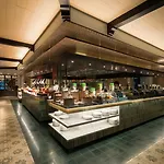 Khách Sạn Mai House Sài Gòn