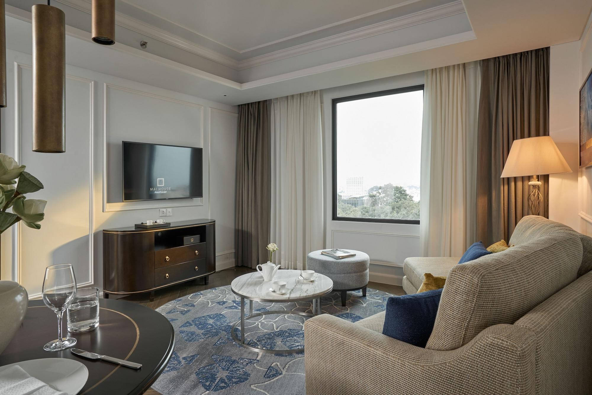 Mai House Sài Gòn 5*